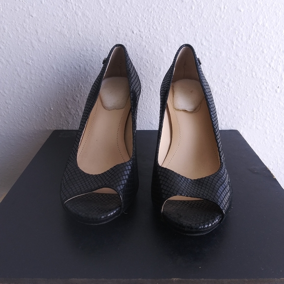 CALVIN KLEIN used shoes - Picture 1 of 4